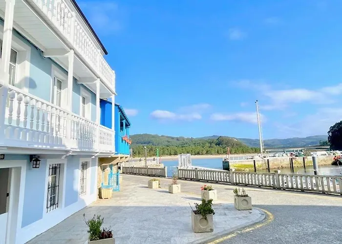 The Cliffs - Barqueiro Blue