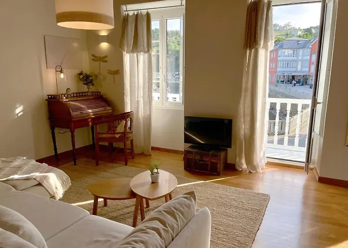 The Cliffs - Barqueiro Blue