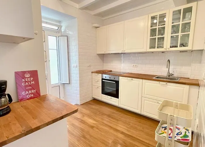 The Cliffs - Barqueiro Blue