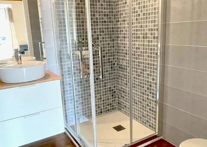 The Cliffs - Barqueiro Blue Porto do Barqueiro